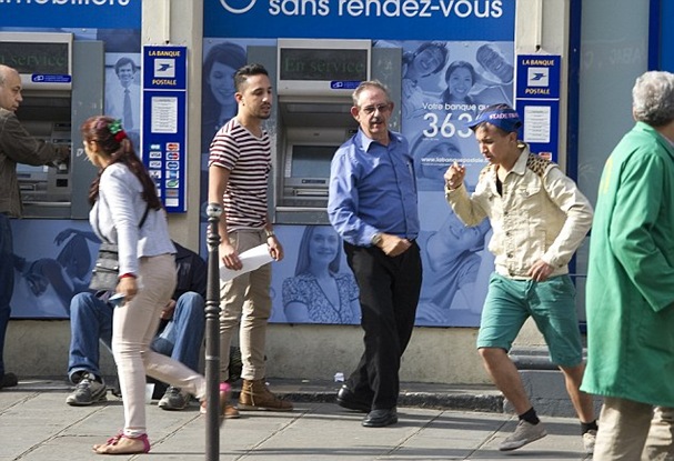 They are forced to flee when the man realises they are trying to steal from him