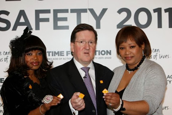 Zoleka Mandela (left)