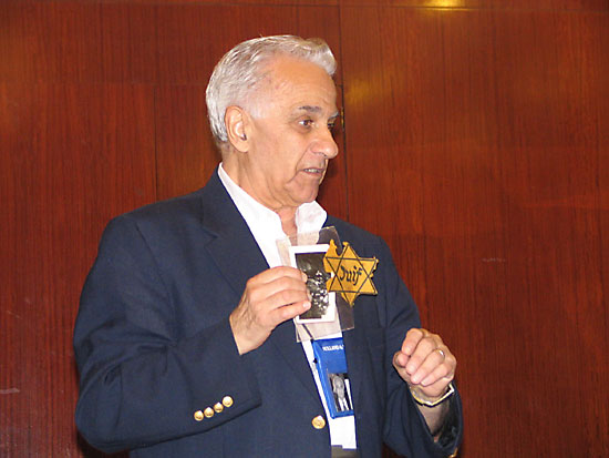 At least this rat is willing to identify himself.