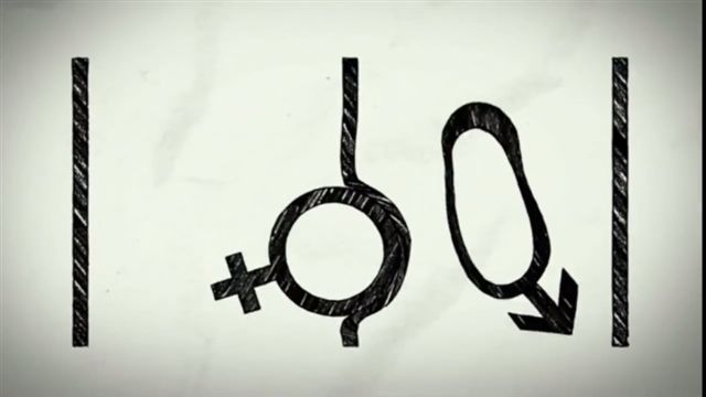 A still from "Eine Tür ist Genug" showing the genders striving to be one.
