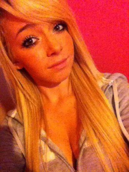 Karly_1393796025941_3246869_ver1.0_640_480 Karly_1393796025941_3246869_ver1.0_640_480