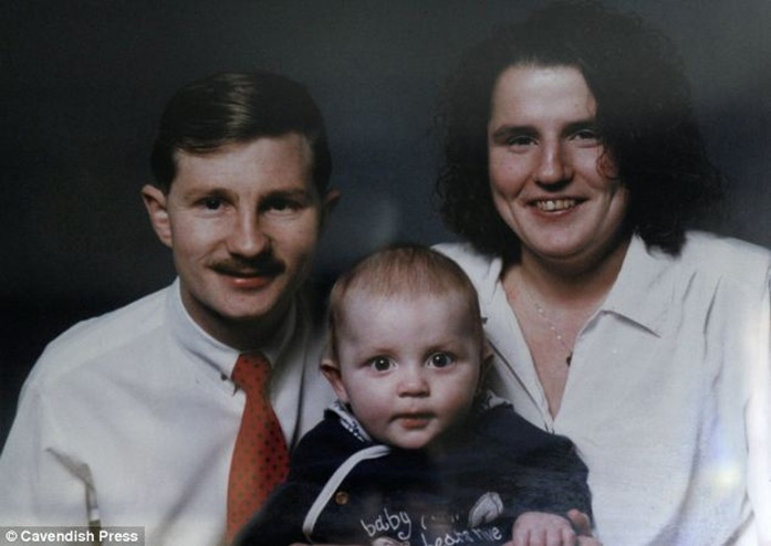 Paul Davies, Donna Davies and their son Jonathan 17 years ago. The mother-of-four was mowed down and killed as she walked her youngest daughter home from a dance class Paul Davies, Donna Davies and their son Jonathan 17 years ago. The mother-of-four was mowed down and killed as she walked her youngest daughter home from a dance class