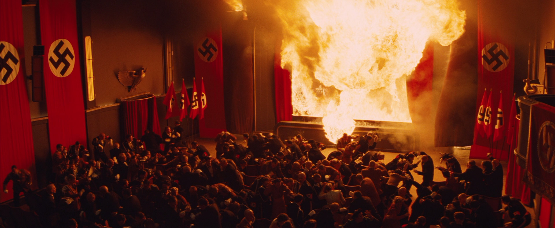 large_inglorious_basterds_blu-ray12