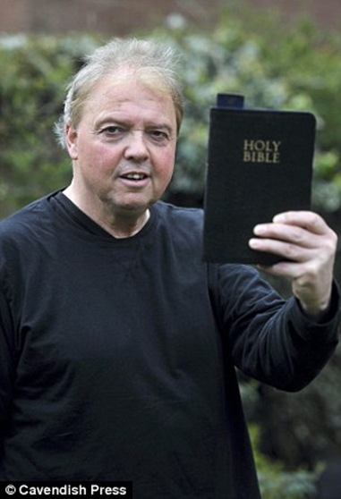 article-2593217-1CB7FB3300000578-144_306x447