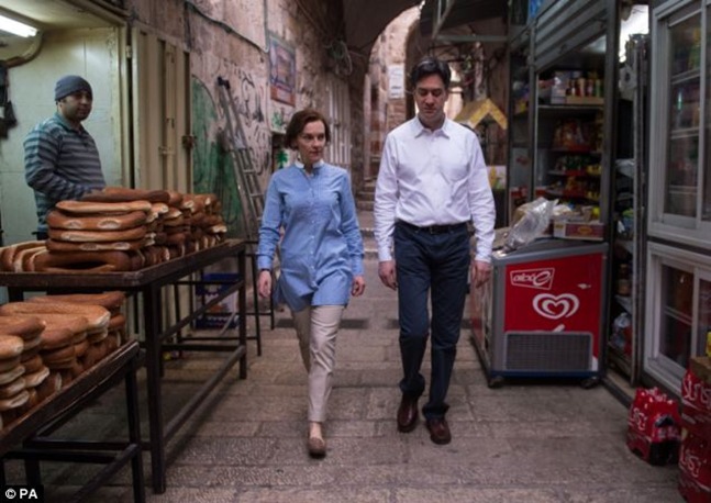 article-2602948-1D0B69F400000578-548_634x448 article-2602948-1D0B69F400000578-548_634x448