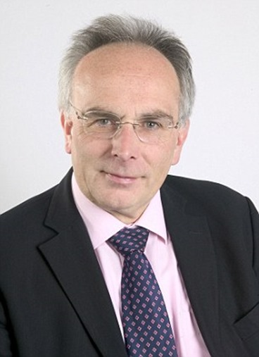 article-2605597-035128A40000044D-271_306x423