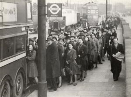 People-Going-to-Work-1950