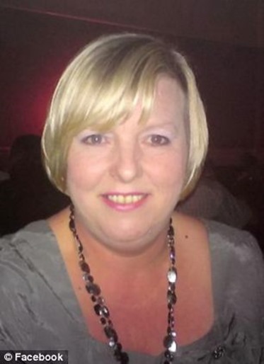 article-2618005-1D807B9D00000578-602_306x423 article-2618005-1D807B9D00000578-602_306x423