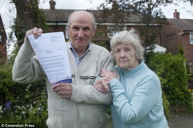 article-2621255-1D9A2D9100000578-258_634x422