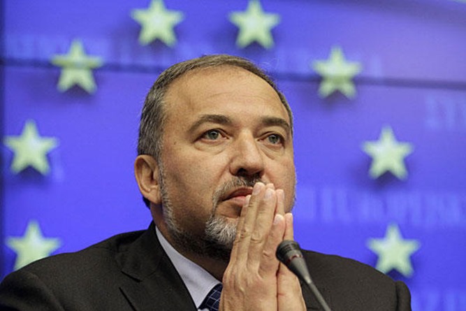 0822-Israel-Lieberman-Abbas_full_600 0822-Israel-Lieberman-Abbas_full_600