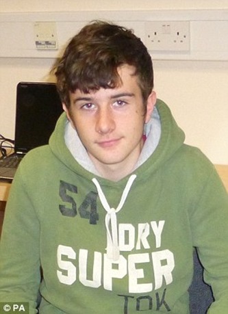 article-0-16FEA7BF000005DC-723_306x423 article-0-16FEA7BF000005DC-723_306x423