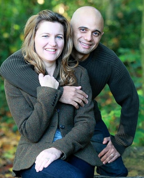 article-2592532-1CAE68E000000578-821_634x779 article-2592532-1CAE68E000000578-821_634x779