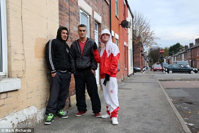 article-2656728-196D37C900000578-895_634x424