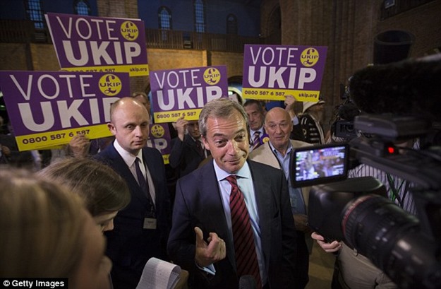 article-2660762-1E83284400000578-280_634x414 article-2660762-1E83284400000578-280_634x414