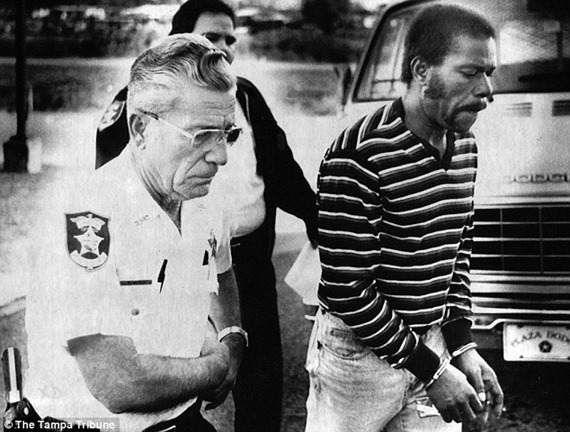 article-2661980-1EE81D4500000578-139_634x480 article-2661980-1EE81D4500000578-139_634x480