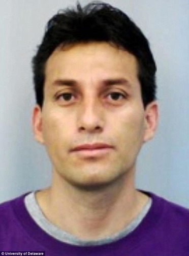 article-0-201D727500000578-227_634x859