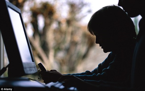 article-2690769-13D11CE8000005DC-207_634x398