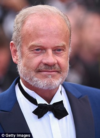 article-2710982-2022622C00000578-368_306x423 article-2710982-2022622C00000578-368_306x423