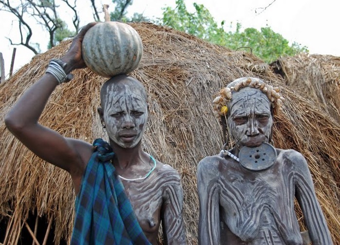 mursi-tribe-ethiopia-14