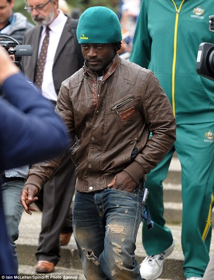 1406831833998_Image_galleryImage_Pic_shows_Australian_weig 1406831833998_Image_galleryImage_Pic_shows_Australian_weig