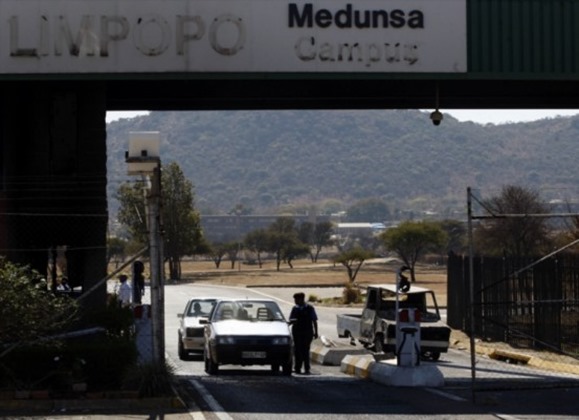 AV_00044194-553x400 AV_00044194-553x400