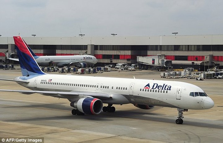 article-2708316-1FE1555A00000578-320_634x406