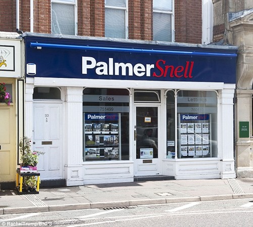 article-2722845-20785A0300000578-386_634x568 article-2722845-20785A0300000578-386_634x568