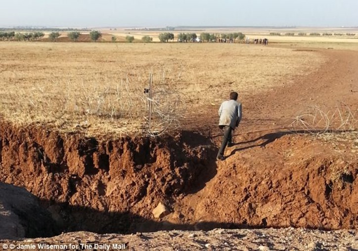 article-2734239-20C908C300000578-823_634x443 article-2734239-20C908C300000578-823_634x443