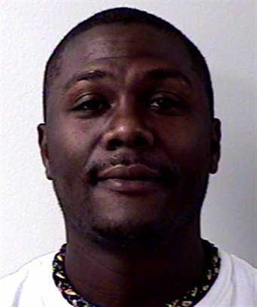 "Nigga wut in fuq ah jis be traysa ges muh dik on."