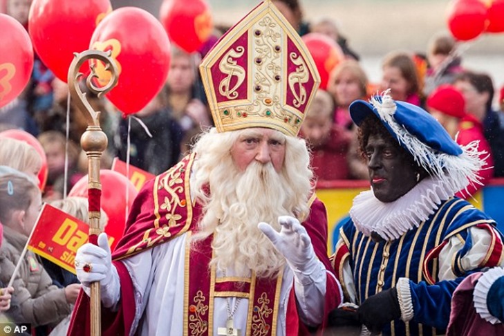 1416074055070_wps_10_Actors_dressed_as_Saint_N