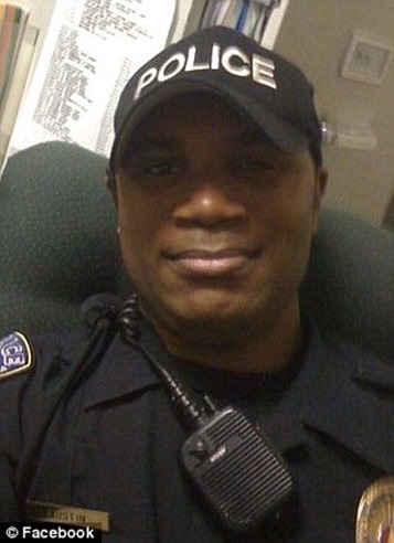 article-2215314-156DC396000005DC-68_306x423 article-2215314-156DC396000005DC-68_306x423