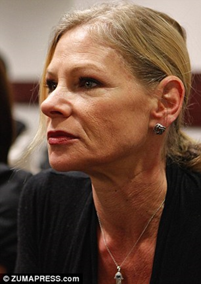 240DF17400000578-0-image-m-4_1418602582747 240DF17400000578-0-image-m-4_1418602582747