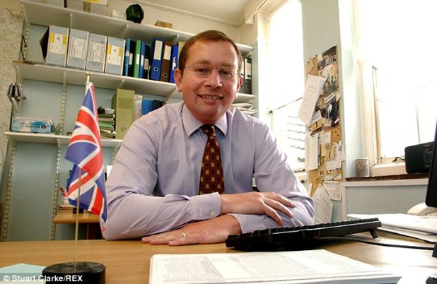 244DCAC100000578-0-image-m-37_1419801681099