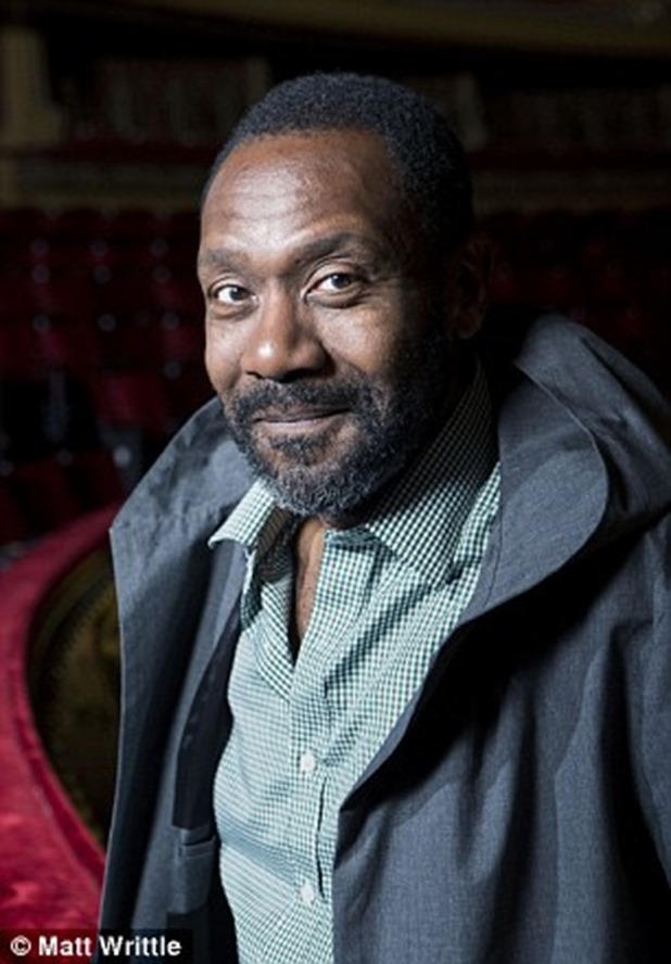 094DA48000000514-0-image-a-2_1421145730760