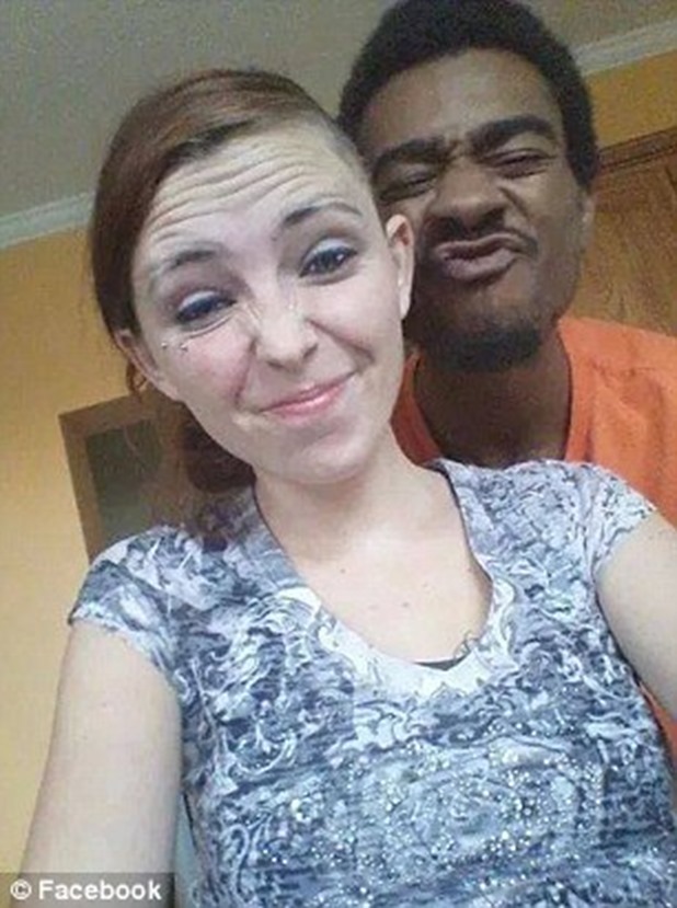 2460DBDB00000578-2894556-image-a-22_1420213547605