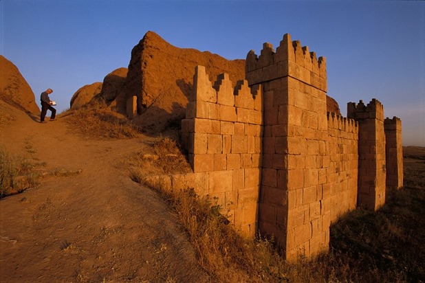 hanging-gardens-of-mesopotamia-fortress_68048_990x742