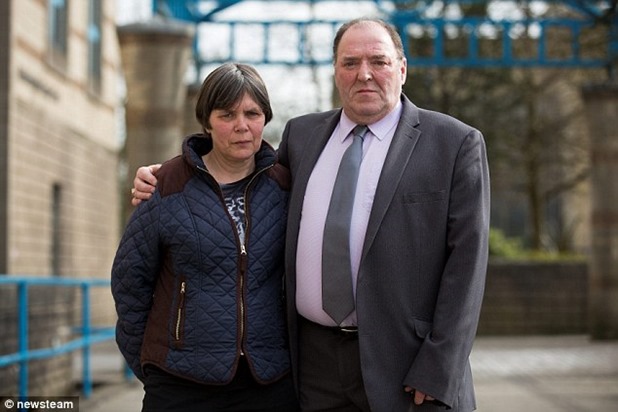 27AC889F00000578-3043801-image-a-25_1429287380526