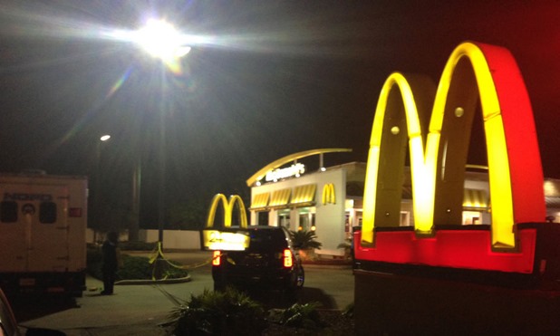 mcdonalds-stabbing-3jpg-14628045492e848b