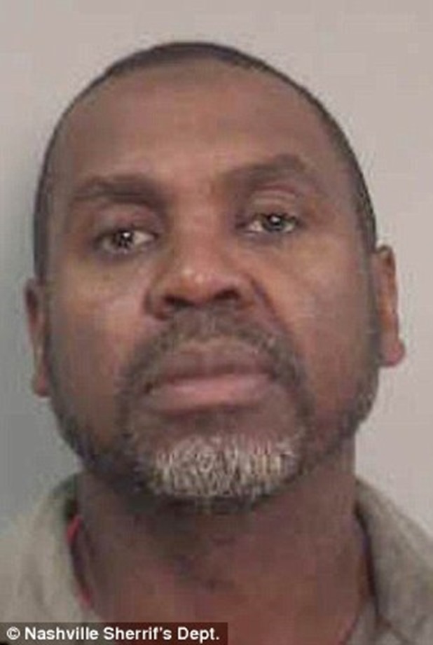 2811DDBD00000578-3057758-image-a-1_1430158684189