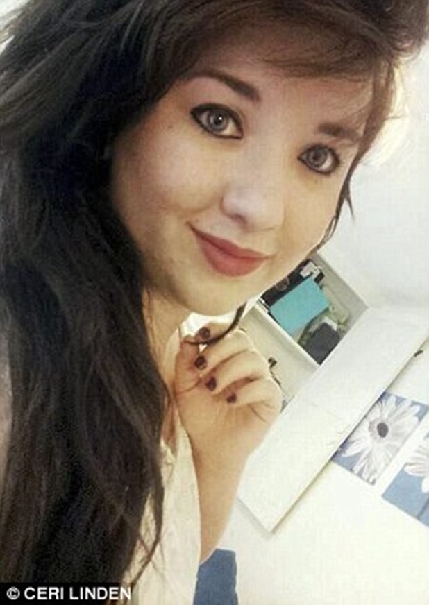 282B916E00000578-3062763-image-m-92_1430406708074