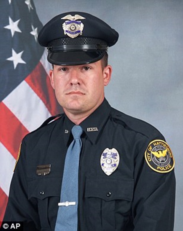 28AB597D00000578-3081573-image-a-36_1431616069687