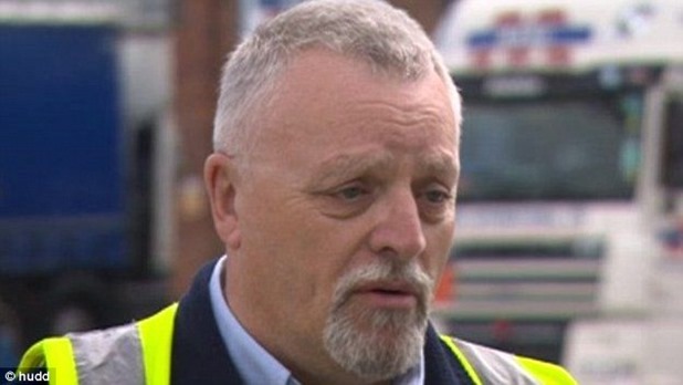 290E03F500000578-0-image-a-1_1432569314028