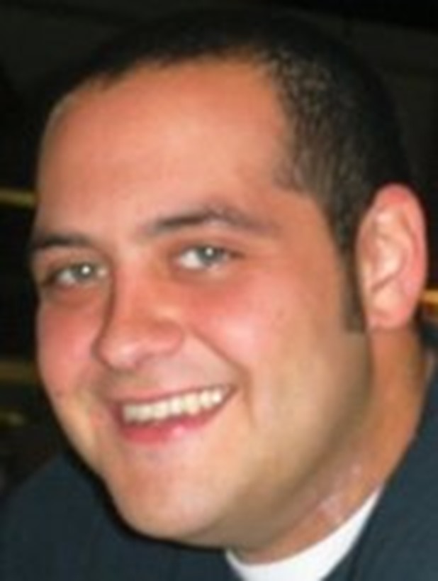 chad-huthjpg-51a44242431ee388_small chad-huthjpg-51a44242431ee388_small