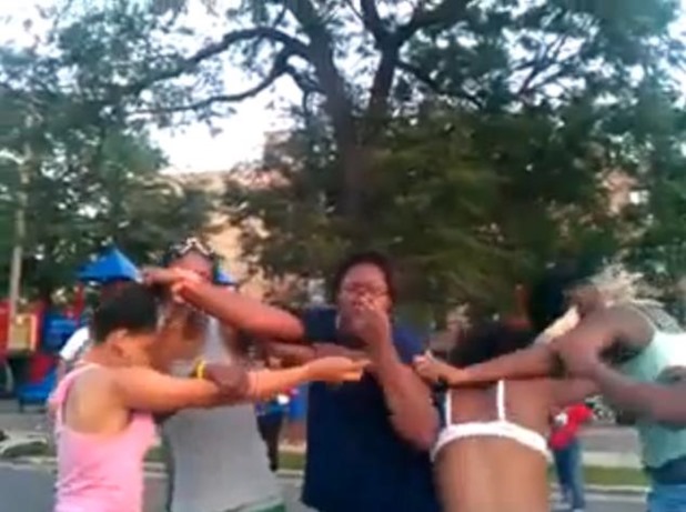 Chicago girls street fight brawl ghetto