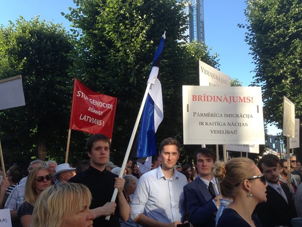 11831704_1012159938817960_3574211137449850310_n