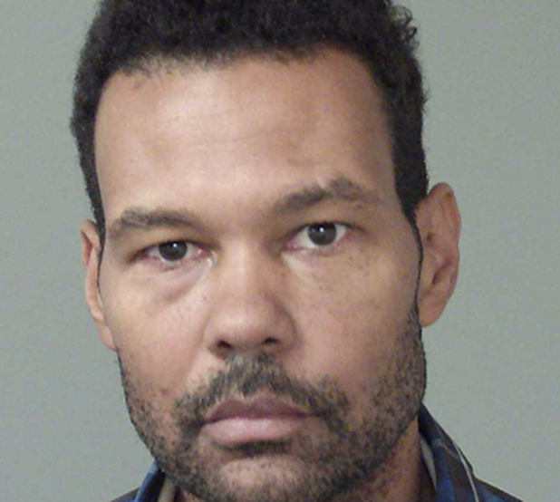 18998693-large 18998693-large