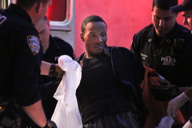 Sum niggas, dey jus lyk to take da nife an do da cut on da muffugguhs.