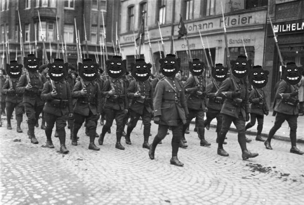 Bundesarchiv_Bild_102-09896,_Französische_Alpenjäger_in_den_Strassen_Buers