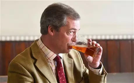 farage-beer_2529084c