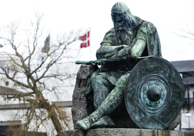 5d9fe5ef92f3e45c00564fff9f544102a8566a6e